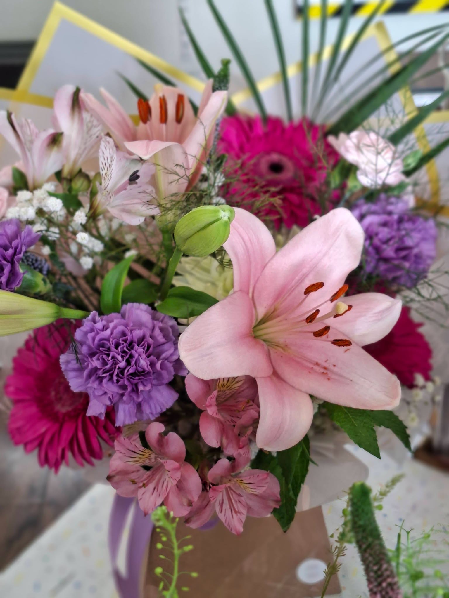 Lilies and gerberas arrangement